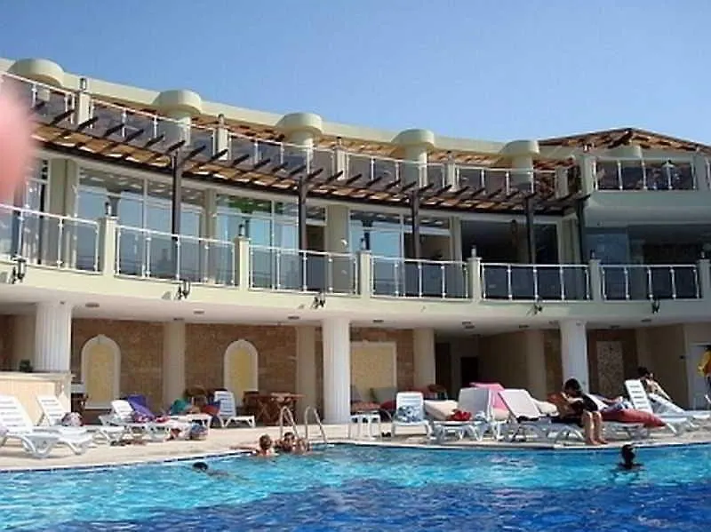 Royal Heights Apartments Bogazici