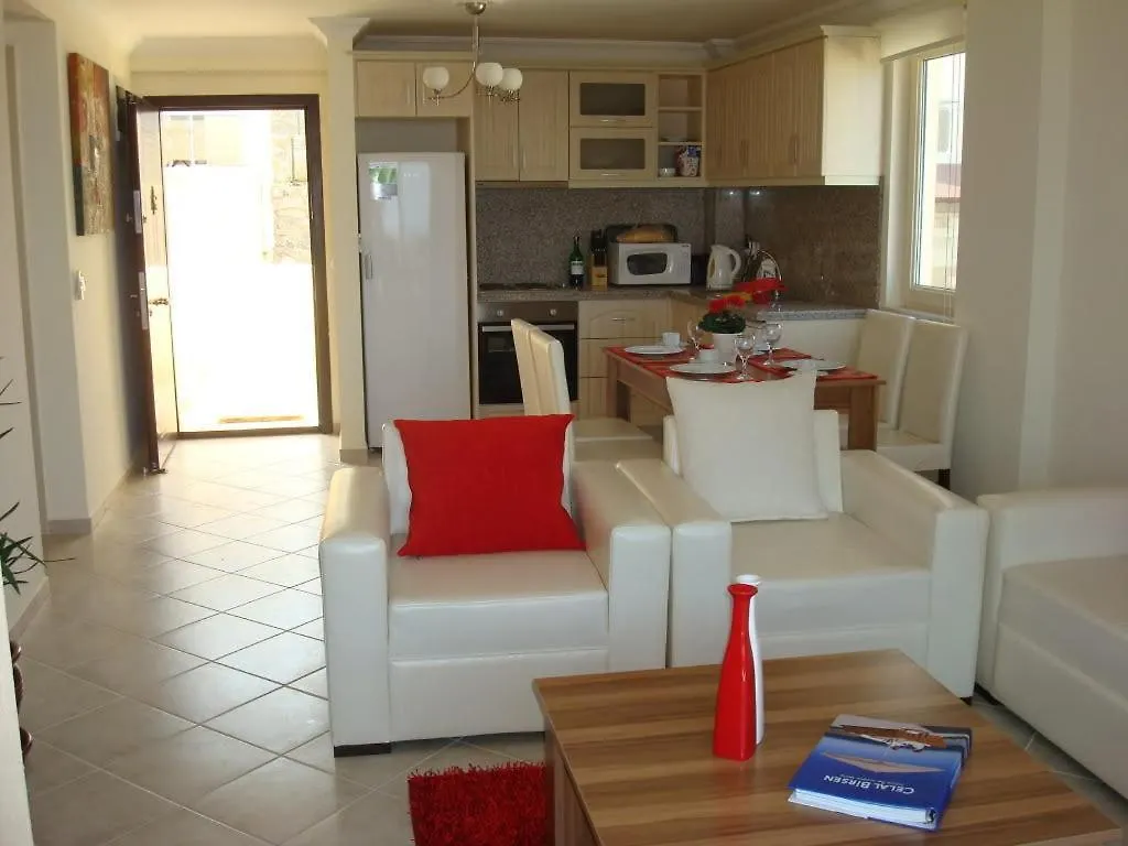 Royal Heights Apartments Bogazici