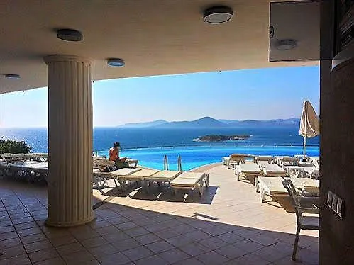 Royal Heights Apartments Bogazici Turkey